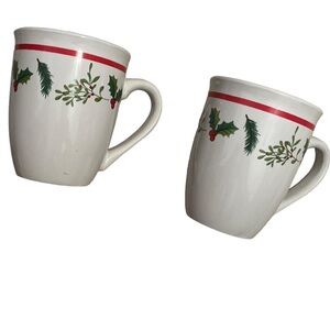Festive Royal Norfolk Mug Set - White with Red and Green Accents